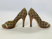 Load image into Gallery viewer, Gucci Beige GG Canvas Horsebit Pumps Size 8 1/2