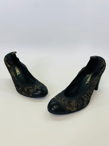 CHANEL Black and Gold Lace Pumps Size 37 1/2