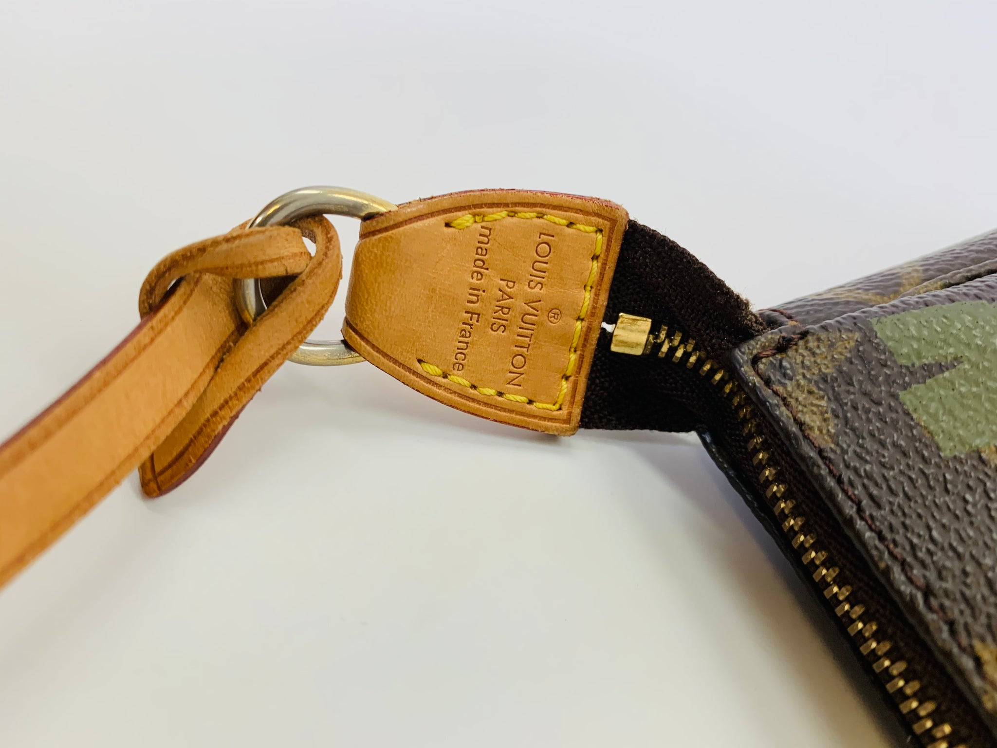 Vintage Louis Vuitton x Stephen Sprouse Pochette Accessories Khaki Gra –  Madison Avenue Couture