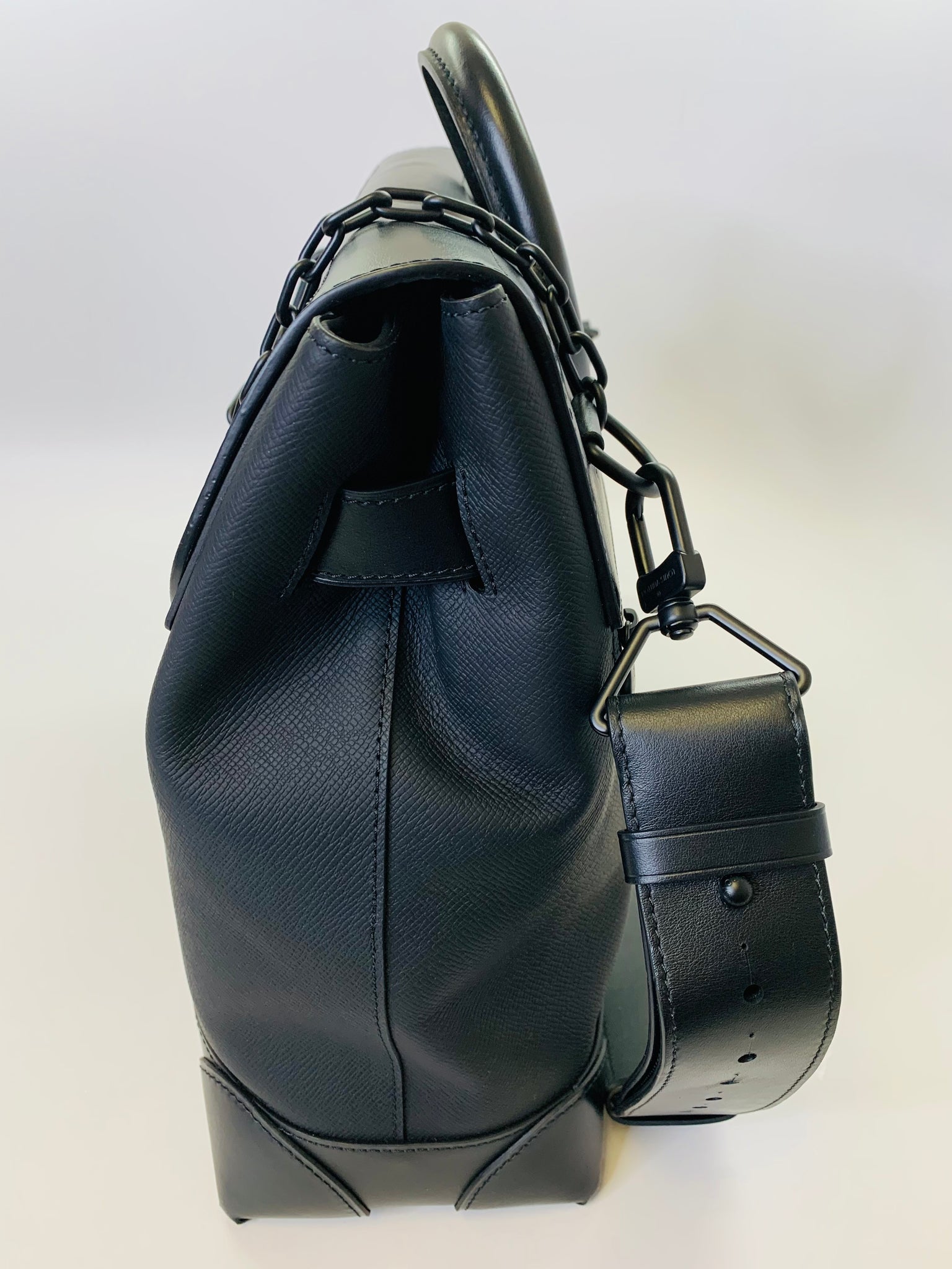 Louis Vuitton Black Leather Taiga Rainbow Steamer PM Limited For Sale at  1stDibs