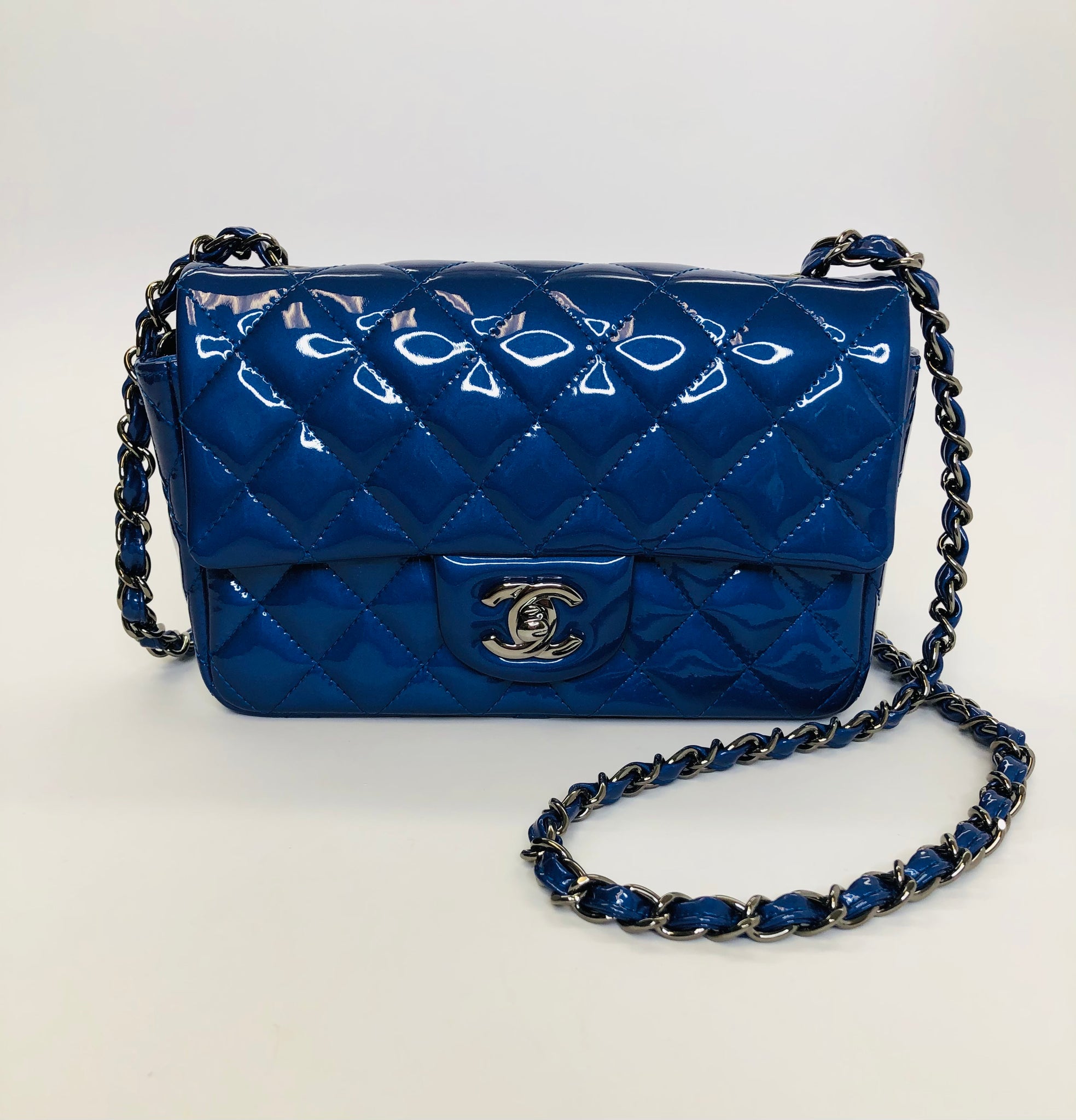 CHANEL Blue Classic Mini Flap Bag – JDEX Styles