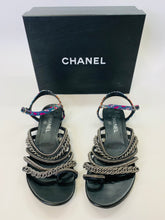 Load image into Gallery viewer, CHANEL Chain and Tweed Thong Sandals Size 40 1/2