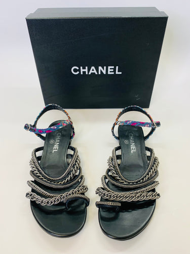 CHANEL Chain and Tweed Thong Sandals Size 40 1/2