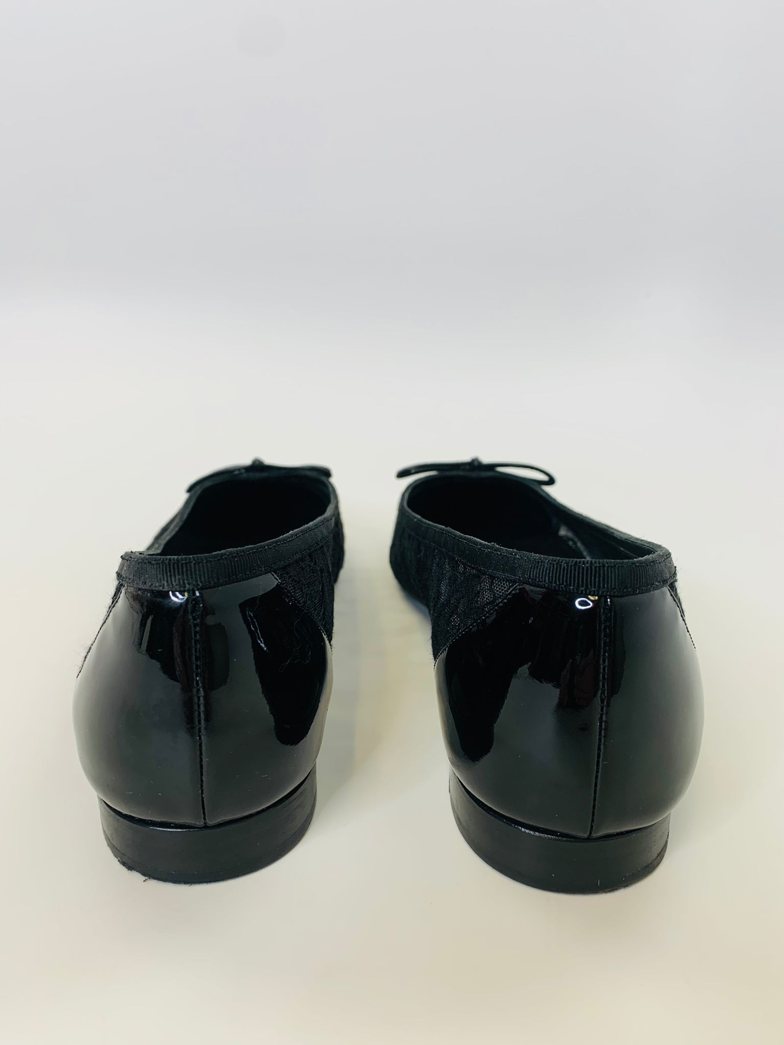 CHANEL Black Lace Ballerina Flats Size 38 1/2 – JDEX Styles
