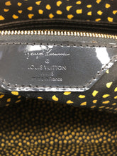 Load image into Gallery viewer, Louis Vuitton x Yayoi Kusama Limited Edition Lock It MM MV Dots Bag