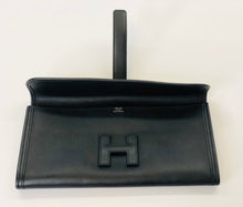 Load image into Gallery viewer, Hermès Noir Swift Jige Elan 29 Clutch