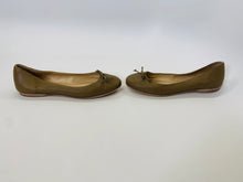 Load image into Gallery viewer, Fendi Taupe Ballerina Flats Size 39 1/2