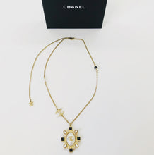 Load image into Gallery viewer, CHANEL Pendant Necklace