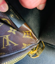 Load image into Gallery viewer, Louis Vuitton NeoNoe MM in Monogram Canvas with Black Leather