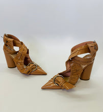 Load image into Gallery viewer, Christian Dior Nude Conquest Pumps Size 39