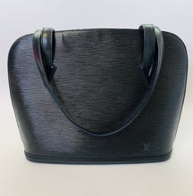 Load image into Gallery viewer, Louis Vuitton Black Epi Lussac Tote Bag