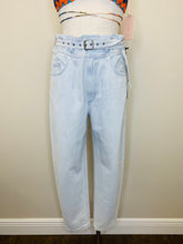 Load image into Gallery viewer, Agolde Riya Jeans Sizes 28 and 29