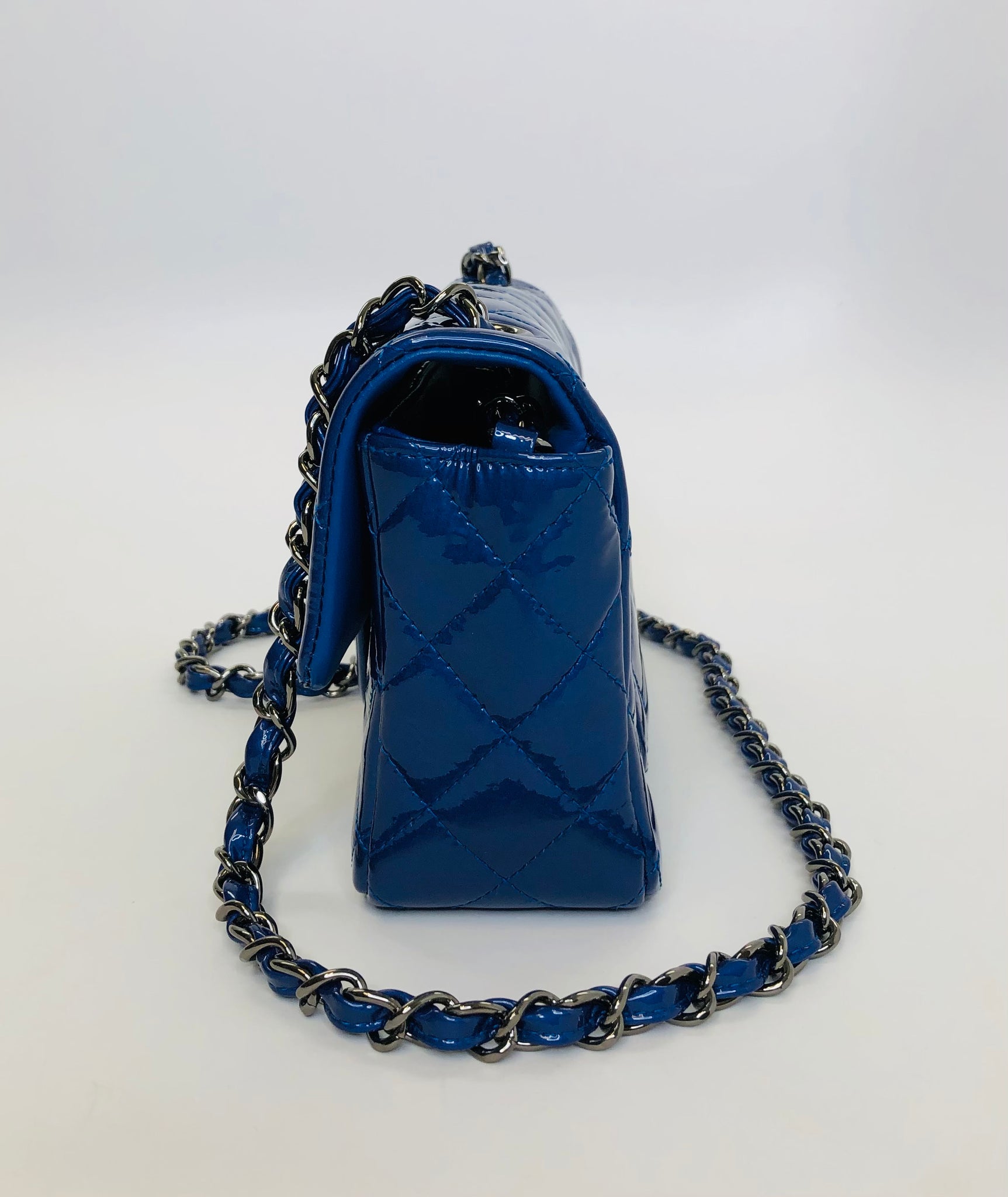 CHANEL Blue Classic Mini Flap Bag – JDEX Styles