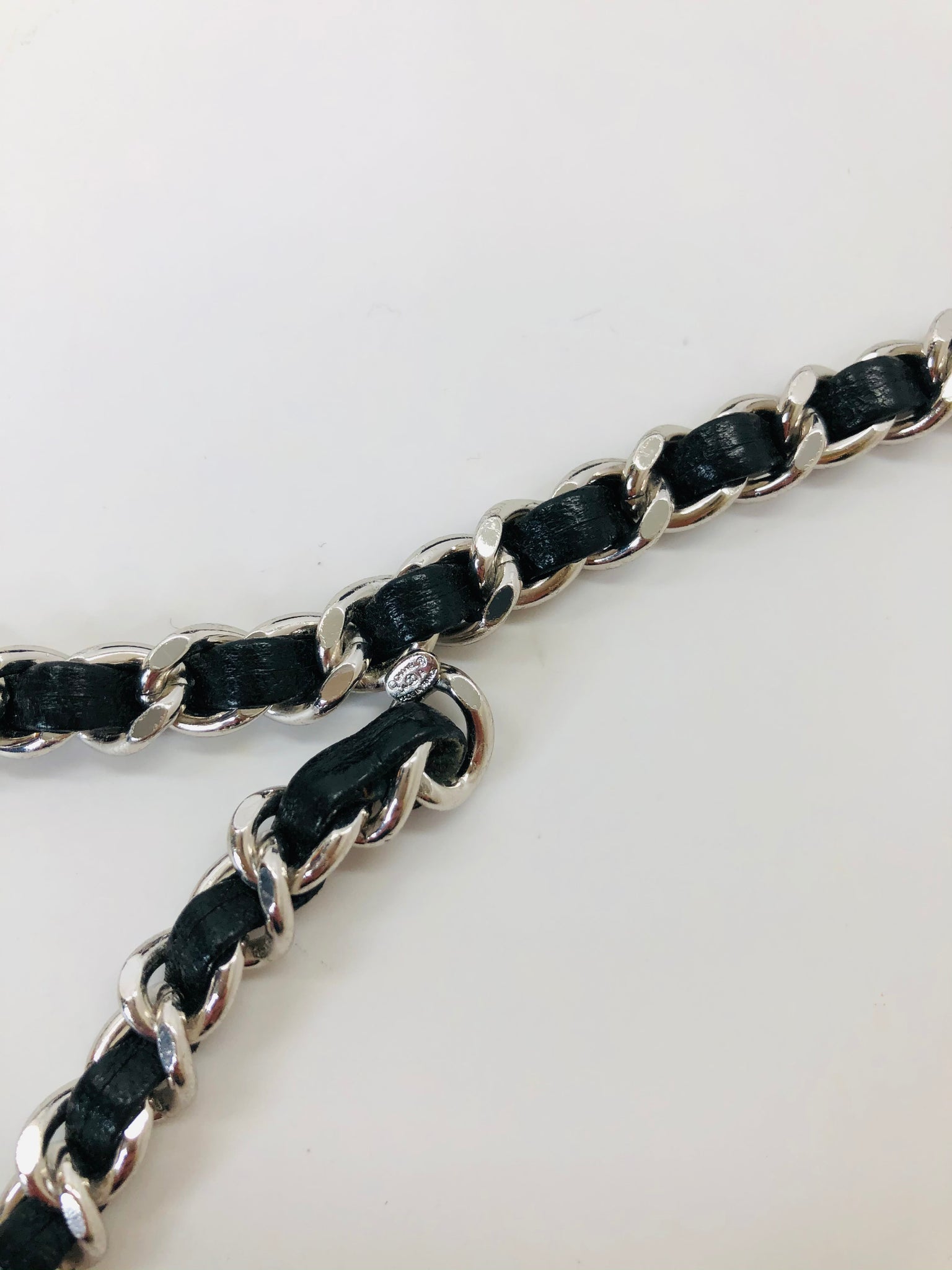 CHANEL Silver and Black Leather Chain Belt Size Small – JDEX Styles