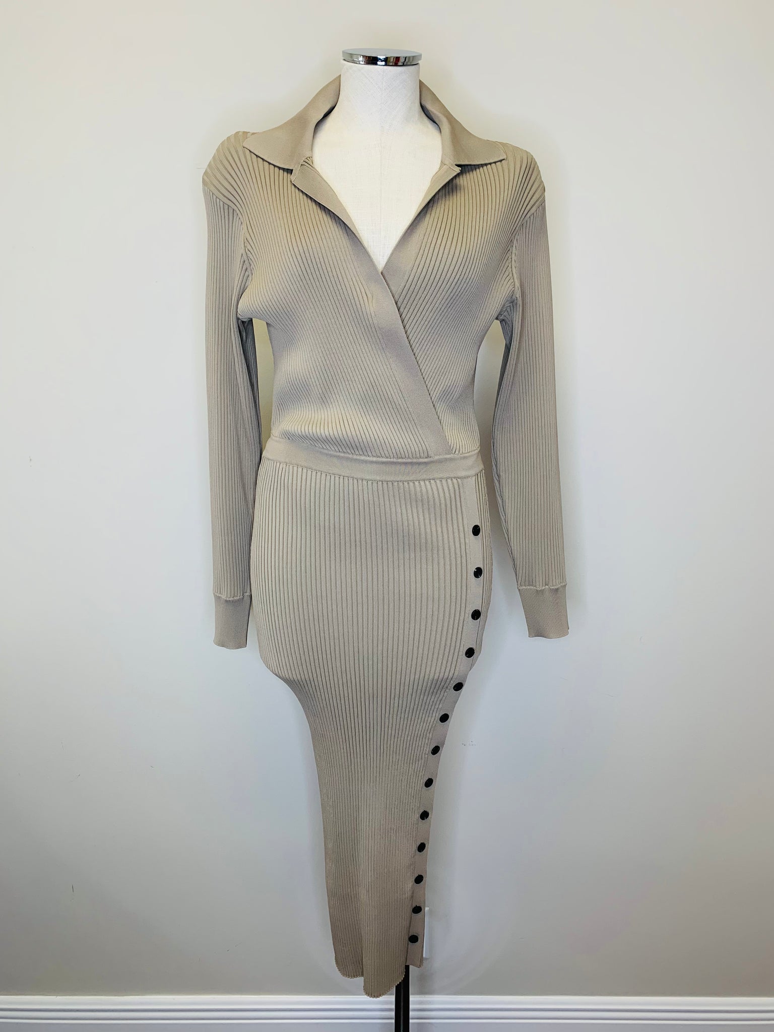 Self Portrait Ribbed Knit Dress Sizes M and L JDEX Styles Self Portrait Ribbed Knit Dress Sizes M and L JDEX Styles