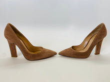 Load image into Gallery viewer, Gianvito Rossi Blush Pumps Size 37 1/2