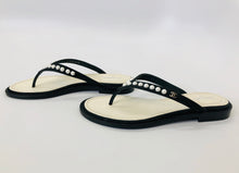 Load image into Gallery viewer, CHANEL Black and Ivory Leather Pearl Thong Sandals Size 37 1/2 C