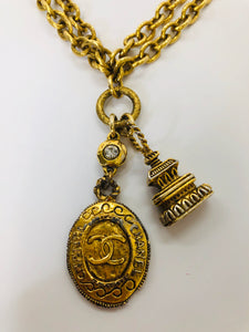CHANEL Vintage Gold Plated Metal CC Charm Necklace