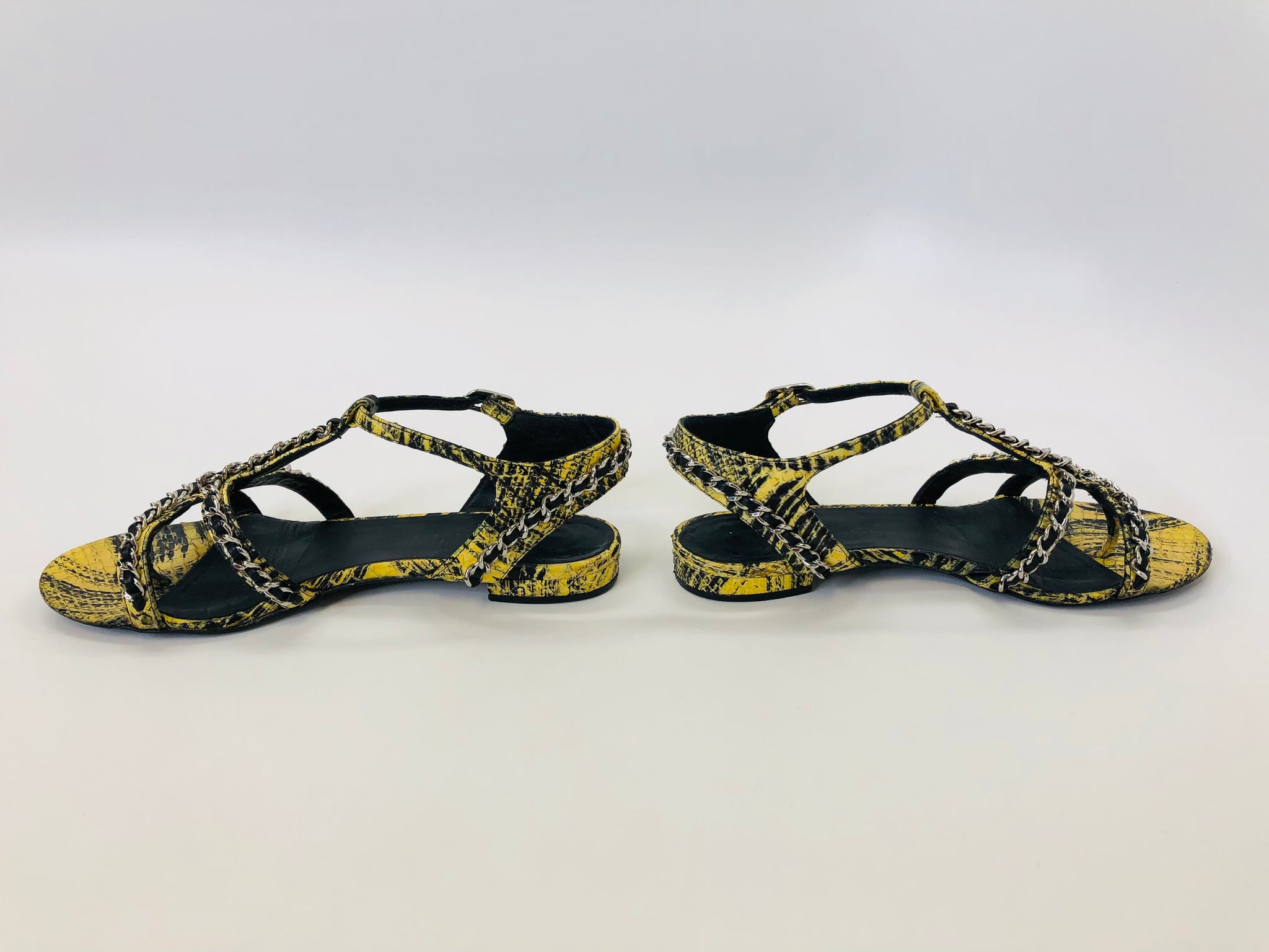 CHANEL Yellow And Black Python With Silver Chain CC Thong Sandals Size –  JDEX Styles