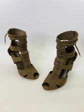 Load image into Gallery viewer, Louis Vuitton Corfu Cage Zip Back Sandals Size 39