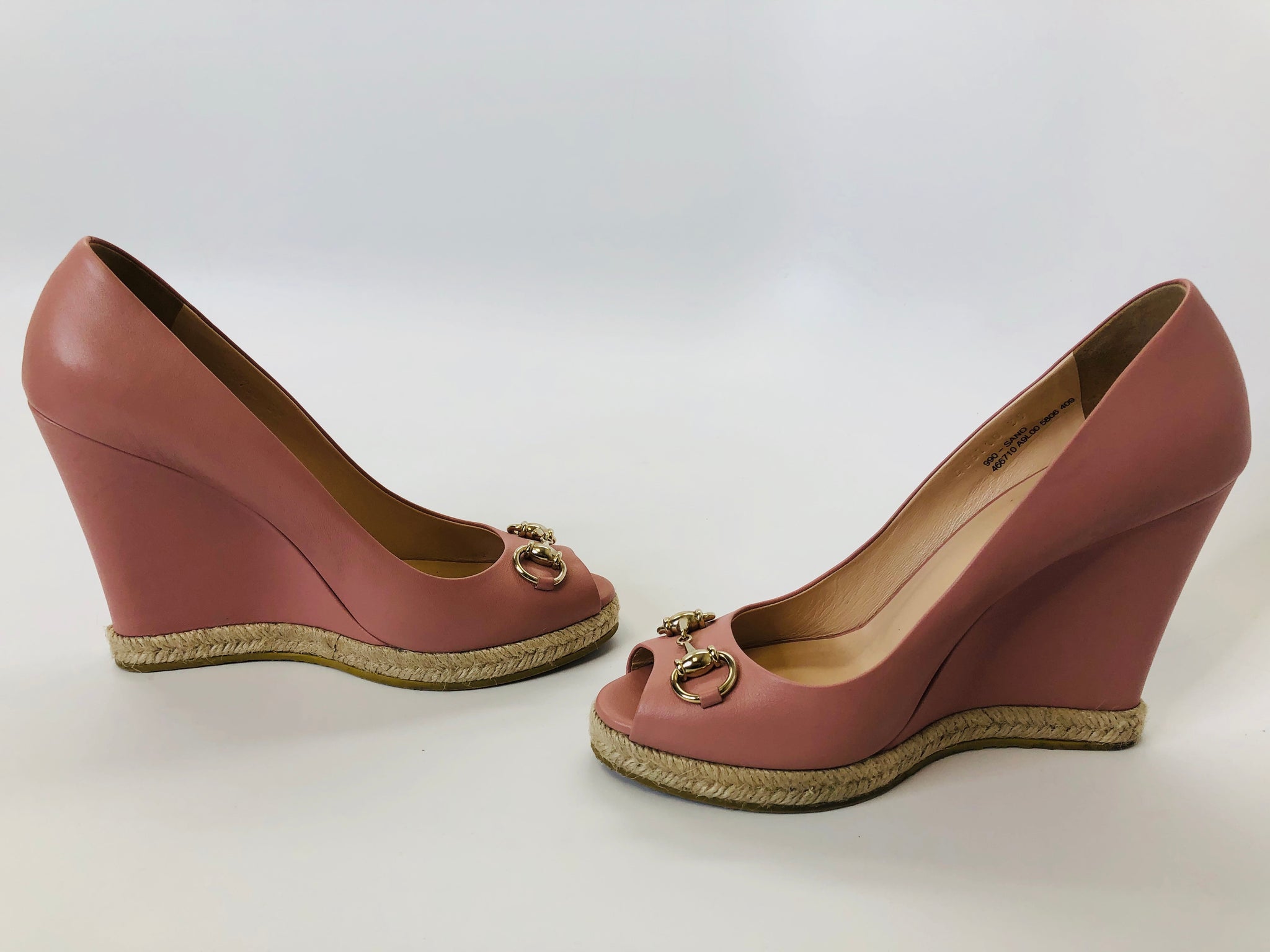 Gucci Soft Pink Leather Peep Toe Wedges – JDEX Styles