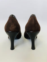 Load image into Gallery viewer, CHANEL Brown CC Pumps Size 38 1/2