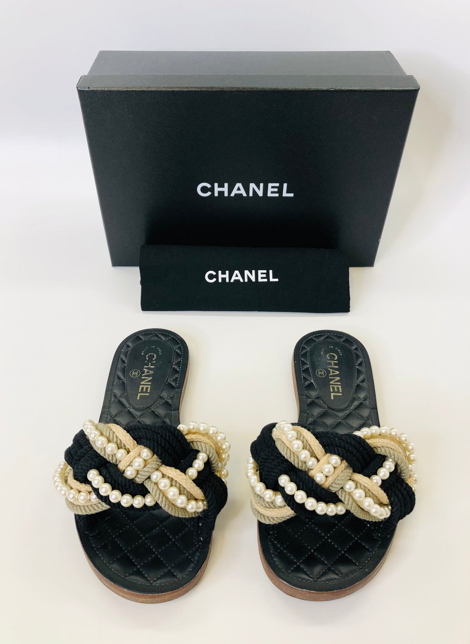 CHANEL Paris Cuba Cruise 2016/17 Runway Pearl and Rope Slides Size
