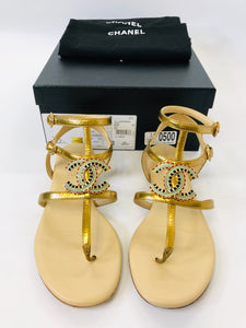 CHANEL Laminated Lambskin CC Thong Sandals size 37 1/2