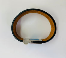 Load image into Gallery viewer, Valentino Garavani Brown Leather Rockstud Bracelet Size Large