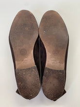 Load image into Gallery viewer, CHANEL Brown Suede Ballerina Flats Size 39
