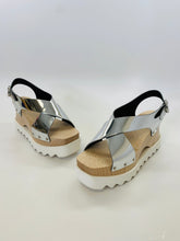 Load image into Gallery viewer, Stella McCartney Elyse Platform Sandals Size 38
