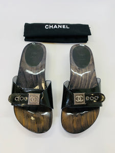 CHANEL Black Clogs Size 35