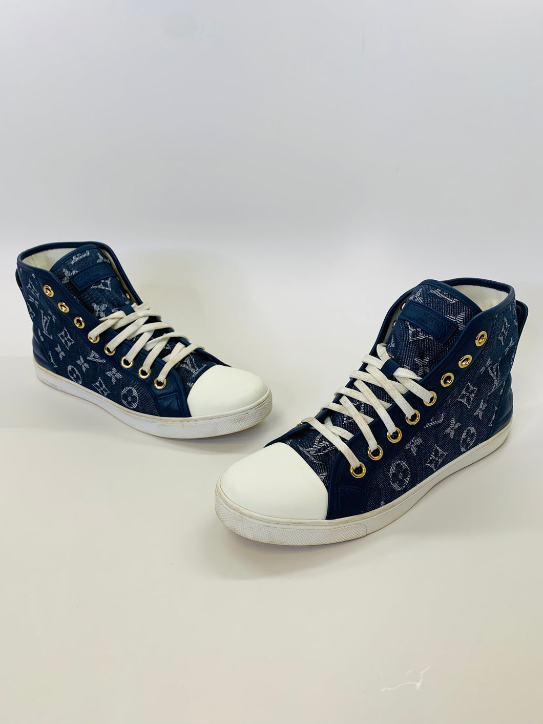 Louis Vuitton Monogram Denim Sneaker Size 40 – JDEX Styles