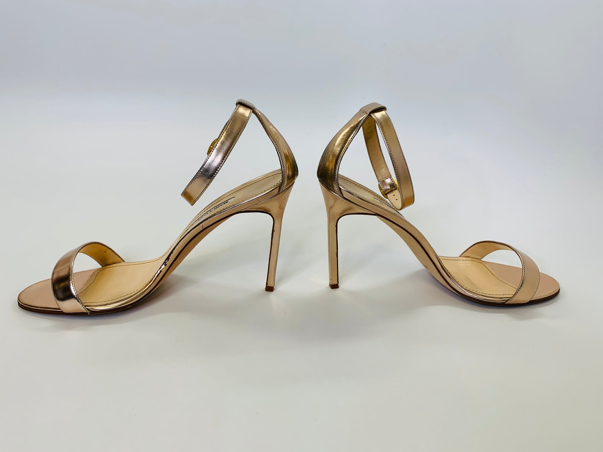 Manolo Blahnik Rose Gold Leather Chaos 95mm Sandals Size 39 1/2 Manolo Blahnik Rose Gold Leather Chaos 95mm Sandals Size 39 1/2