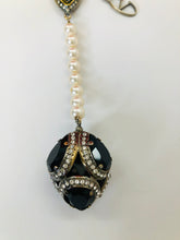 Load image into Gallery viewer, Valentino Garavani Pearl Belt and Necklace