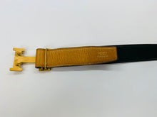 Load image into Gallery viewer, Hermès Vintage Mini Constance Belt Size 80