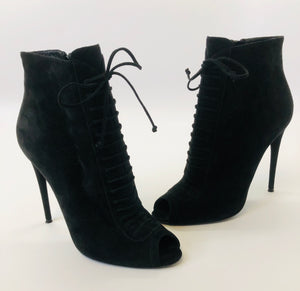 Tom Ford Black Suede Peep Toe Booties size 39 1/2