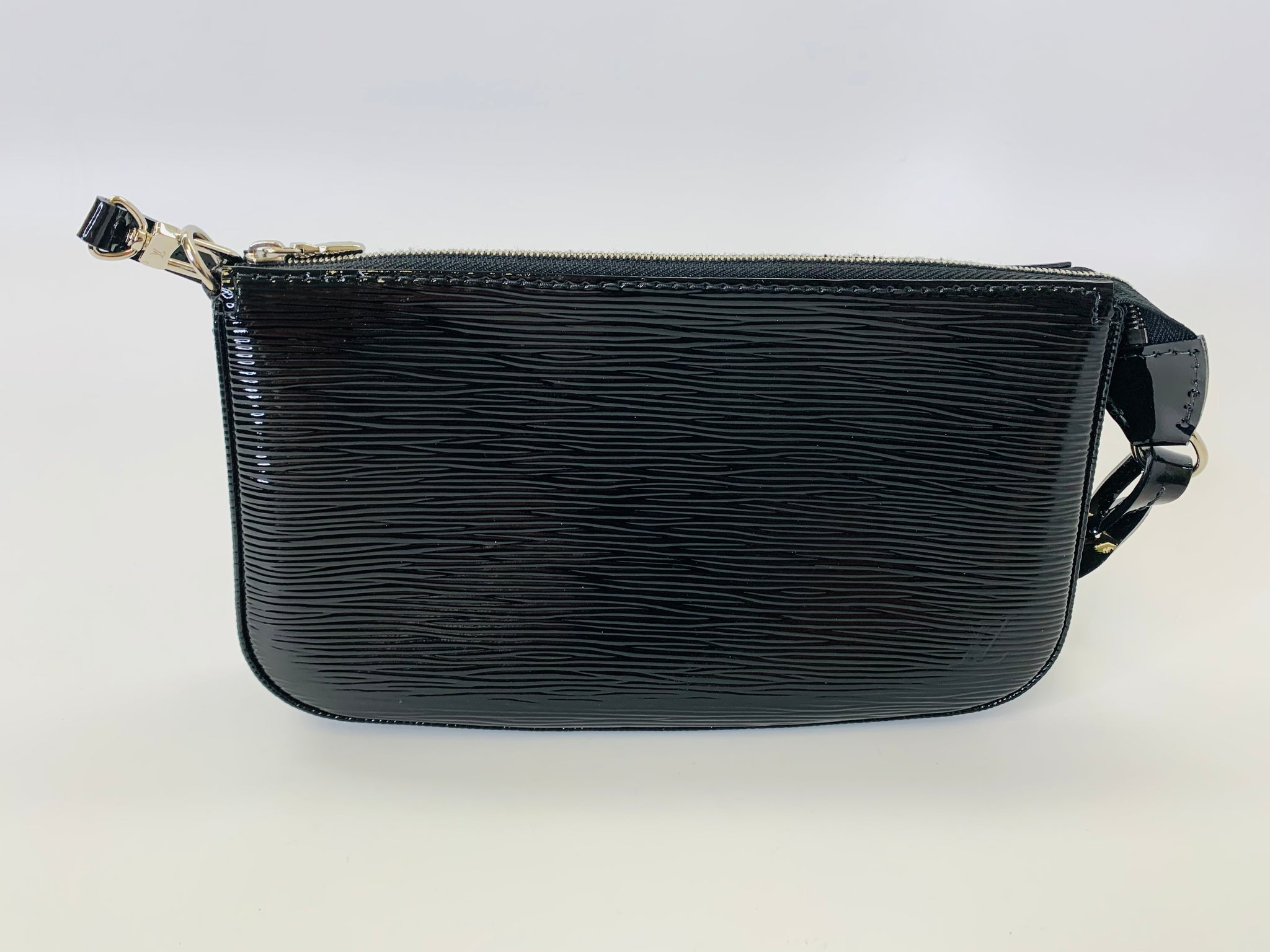 Louis Vuitton Epi Leather Pochette - what fit's inside 